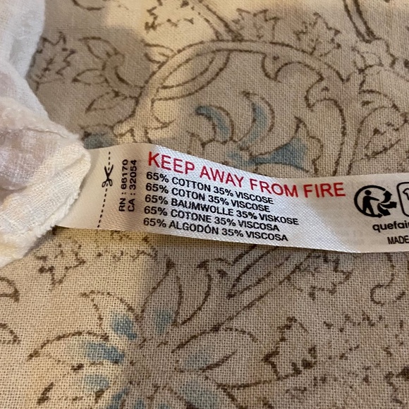 NWT Urban Outfitters Cross Hacked Flounce Shorts - Picture 4 of 4